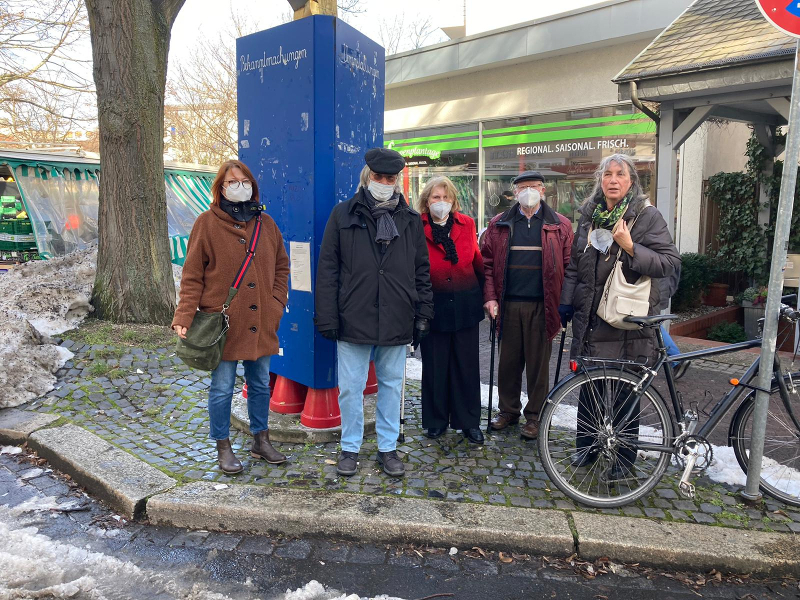 Reinigungsaktion Bürgerinformationssäule